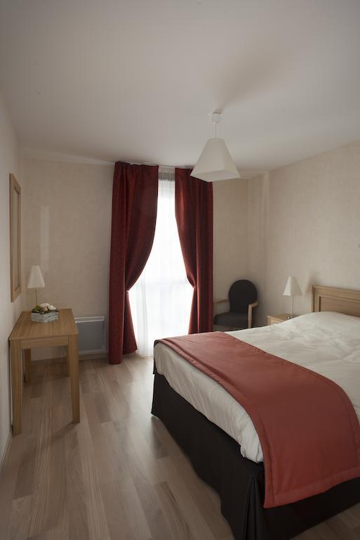 Aparthotel Domitys Le Pont Des Lumieres Lyon Zimmer foto